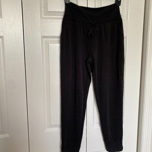 Fabletics MAJ Sleek Knit Pant II Black Size S